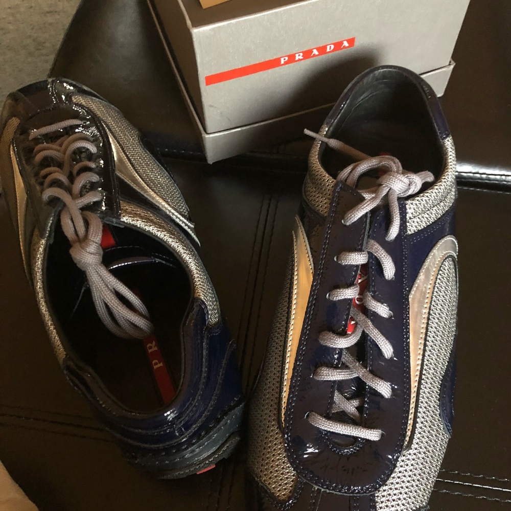 PRADA MENS SHOES SIZE 8.5